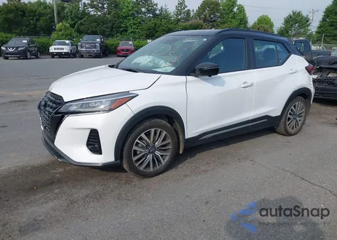 2023 Nissan Kicks Sr Xtronic Cvt z USA, uszkodzony, nr VIN 3N1CP5DV3PL549557